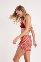 Cargar imagen en el visor de la galería, Image 03: Rio De Sol Jupe De Page Floral-Scales Mini Skirt Ruched
