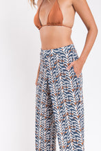Cargar imagen en el visor de la galería, Image 08: Rio De Sol Pantalon De Plage Ikat Wide Pants
