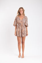 Cargar imagen en el visor de la galería, Model Front: Rio De Sol Mini Dress Leopard Mini Dress
