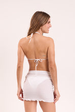 Cargar imagen en el visor de la galería, Model Back: Rio De Sol Jupe De Page Memphis-White Mini Skirt Ruched

