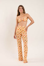 Cargar imagen en el visor de la galería, Model Front: Rio De Sol Pantalon De Plage Mosaico Pants Lana

