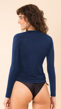 Cargar imagen en el visor de la galería, Image 09: Rio De Sol Haut Navy Rash-Guard

