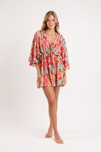 Cargar imagen en el visor de la galería, Model Front: Rio De Sol Robe De Plage Sea-Bloom Kaftan Bel
