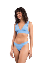 Cargar imagen en el visor de la galería, Image 04: Rio De Sol Ensemble Set Baltico Halter-Marina Essential-Cos
