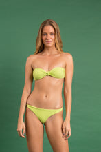Cargar imagen en el visor de la galería, Image 12: Rio De Sol Ensemble Set Bora-Citrus Bandeau-Joy Leblon
