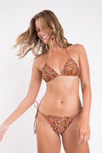 Cargar imagen en el visor de la galería, Image 07: Rio De Sol Ensemble Set Bouquet Frufru
