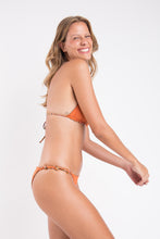 Cargar imagen en el visor de la galería, Image 11: Rio De Sol Ensemble Set Bouquet Tri-Rev Essential-Rev
