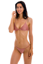 Cargar imagen en el visor de la galería, Model Front: Rio De Sol Ensemble Set Callas Tri-Fixo Cheeky-Fixa
