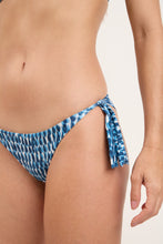 Cargar imagen en el visor de la galería, Image 10: Rio De Sol Ensemble Set Chuva Bandeau-Joy Italy
