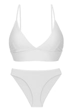 Cargar imagen en el visor de la galería, Product Front: Rio De Sol Ensemble Set Cotele-Branco Tri-Tank Comfy
