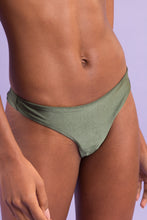 Cargar imagen en el visor de la galería, Image 09: Rio De Sol Ensemble Set Croco Bandeau-Joy Essential
