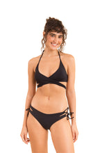 Cargar imagen en el visor de la galería, Model Front: Rio De Sol Ensemble Set Dots-Black Kate Madrid
