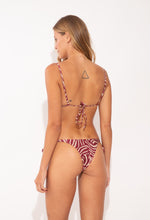 Cargar imagen en el visor de la galería, Model Back: Rio De Sol Ensemble Set Dune Lia Ibiza
