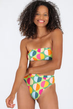 Cargar imagen en el visor de la galería, Gallery: Rio De Sol Ensemble Set Garden-City Bandeau-Reto Hotpant-Cos
