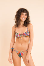 Cargar imagen en el visor de la galería, Model Front: Rio De Sol Ensemble Set Jungle Balconet-Tie Pipa
