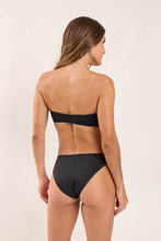 Cargar imagen en el visor de la galería, Model Back: Rio De Sol Ensemble Set Lava Lani Waikiki
