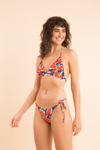 Cargar imagen en el visor de la galería, Image 12: Rio De Sol Ensemble Set Leaves Tri-Cos Cheeky-Micro
