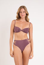 Cargar imagen en el visor de la galería, Image 05: Rio De Sol Ensemble Set Malibu-Ebano Bandeau-Iris Highwaist-Spin-Iris
