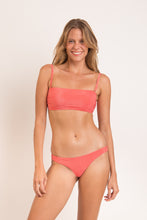 Cargar imagen en el visor de la galería, Model Front: Rio De Sol Ensemble Set Malibu-Nina Bandeau-Reto Essential
