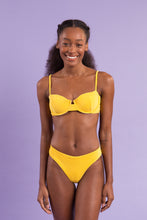 Cargar imagen en el visor de la galería, Image 10: Rio De Sol Ensemble Set Malibu-Yellow Balconet Ciao
