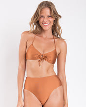 Cargar imagen en el visor de la galería, Gallery: Rio De Sol Ensemble Set Nocciola Mila Hotpants
