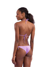 Cargar imagen en el visor de la galería, Model Back: Rio De Sol Ensemble Set Orchid Tri-Inv Cheeky-Tie
