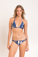 Cargar imagen en el visor de la galería, Model Front: Rio De Sol Ensemble Set Pottery Mel
