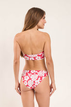 Cargar imagen en el visor de la galería, Model Back: Rio De Sol Ensemble Set Pua-Hibiscus Lani Waikiki
