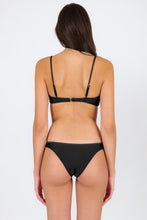 Cargar imagen en el visor de la galería, Model Back: Rio De Sol Ensemble Set Shimmer-Black Bandeau-No Essential
