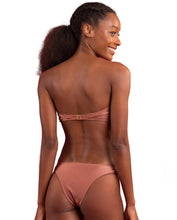 Cargar imagen en el visor de la galería, Image 07: Rio De Sol Ensemble Set Shimmer-Copper Bandeau-Joy Essential
