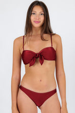 Cargar imagen en el visor de la galería, Gallery: Rio De Sol Ensemble Set Shimmer-Divino Bandeau-Knot Essential
