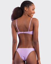 Cargar imagen en el visor de la galería, Image 08: Rio De Sol Ensemble Set Shimmer-Harmonia Bandeau-Joy Essential
