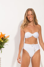 Cargar imagen en el visor de la galería, Image 09: Rio De Sol Ensemble Set Shimmer-White Twist Belted-High-Waist
