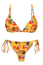 Cargar imagen en el visor de la galería, Product Front: Rio De Sol Ensemble Set Stories Tri-Fixo Cheeky-Micro
