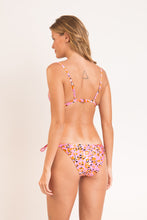 Cargar imagen en el visor de la galería, Model Back: Rio De Sol Ensemble Set Sweet-Camo Tri-Fixo Ibiza-Comfy
