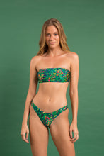 Cargar imagen en el visor de la galería, Image 11: Rio De Sol Ensemble Set Wilds Bandeau-Reto Highleg
