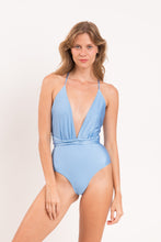 Cargar imagen en el visor de la galería, Model Front: Rio De Sol Une Pièce Shimmer-Baltic-Sea New Vegas
