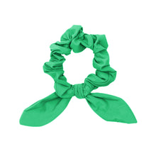 Cargar imagen en el visor de la galería, Product Front: Rio De Sol Chouchou Tambourine Scrunchie

