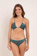 Cargar imagen en el visor de la galería, Model Front: Rio De Sol Haut Top Brisa Camille
