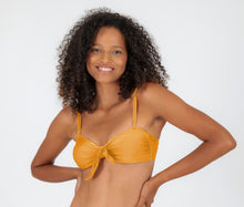 Cargar imagen en el visor de la galería, Gallery: Rio De Sol Haut Top Damasco Bandeau-No
