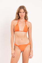 Cargar imagen en el visor de la galería, Model Front: Rio De Sol Haut Top Dende Mel

