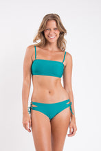 Cargar imagen en el visor de la galería, Model Front: Rio De Sol Haut Top Grove Bandeau-Reto
