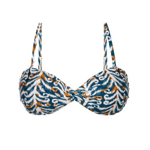 Cargar imagen en el visor de la galería, Product Front: Rio De Sol Haut Top Ikat Twist
