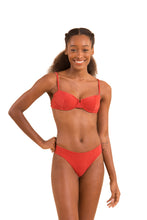 Cargar imagen en el visor de la galería, Image 04: Rio De Sol Haut Top Malibu-Chili Balconet
