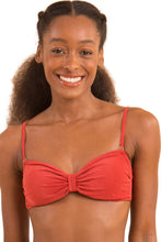 Cargar imagen en el visor de la galería, Gallery: Rio De Sol Haut Top Malibu-Chili Bandeau-Duo
