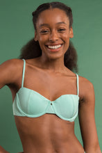 Cargar imagen en el visor de la galería, Image 08: Rio De Sol Haut Top Malibu-Menta Balconet
