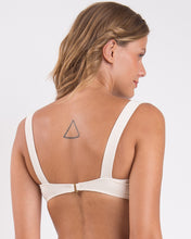 Cargar imagen en el visor de la galería, Image 06: Rio De Sol Haut Top Malibu-Natural Amelia
