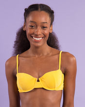 Cargar imagen en el visor de la galería, Image 09: Rio De Sol Haut Top Malibu-Yellow Balconet
