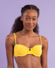 Cargar imagen en el visor de la galería, Image 10: Rio De Sol Haut Top Malibu-Yellow Balconet
