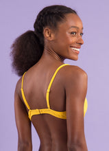 Cargar imagen en el visor de la galería, Image 12: Rio De Sol Haut Top Malibu-Yellow Balconet
